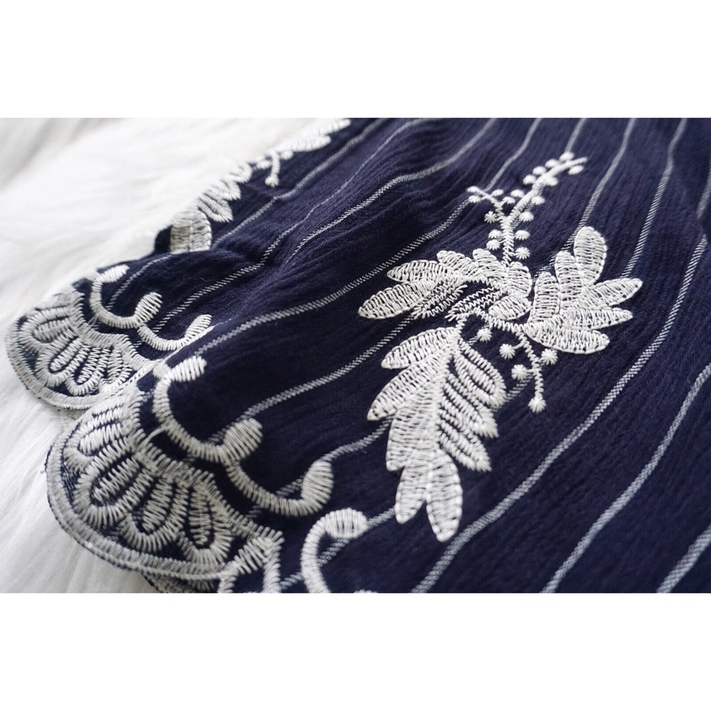 Blue Floral Striped Tie Front Bell-Sleeve Top - Picture 7 of 9